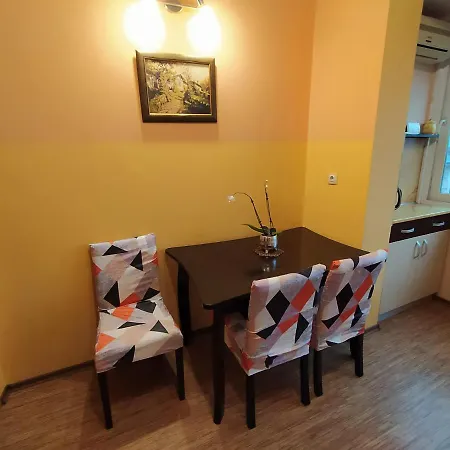 Cozy Near Free Апартаменты